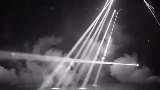 Plate de laser, a camada de atmosfera